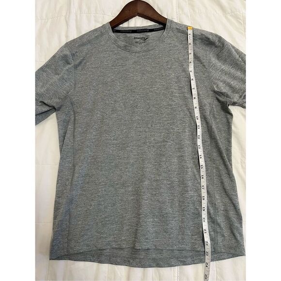 SAUCONY SHORT SLEEVE ATHLETIC T-SHIRT - Picture 11 of 14